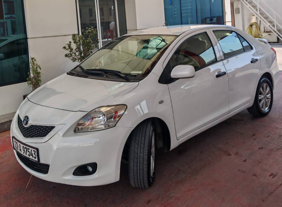 تۆیۆتا یارس 2013 گیر ئۆتۆماتیک 
گێڕ ومەکینەی بەشەرت 
 سەناوی نوێ کراوەتەوە
 تا مانگی 12ی 2028 هەزەی نوێ.
 شاشە ئایپاد .

سعر لە کۆمێنت داوابکە ڕاستەخۆ بۆت دیت 📩 

سبوغ دوو پەلەی بچوکی هەیە لە وێنەکان نیشانم کردووە. 

ژمارەی خاوەنی 
 .***********
