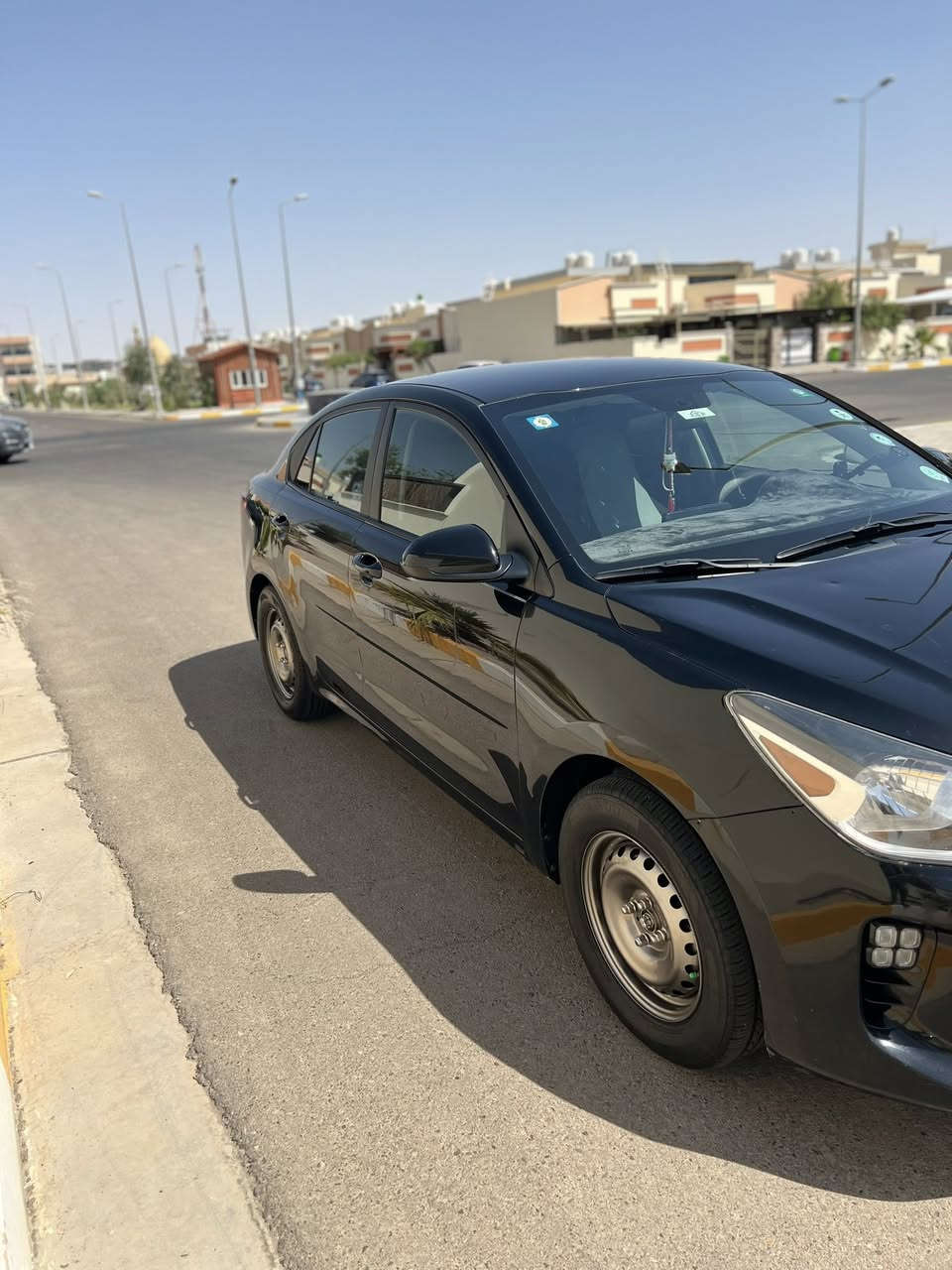سلام عليكم كيا ريو 2022سياره بسمي رقم بصره جديد سنويه 2028 تنتهي سياره كله ليبل واحد سياره كفاله من ضربه وصبغ وفتح وارد أمريكي حادثه مدكر وبنيد نفسهن مصلح سياره جاهزه من كلشي كير مكينه 16000ماشيه 65 الف تبريد ثلج سعر 110 وبيه مجال لشراي بلخدمه مكاني بصره رقم ***********
