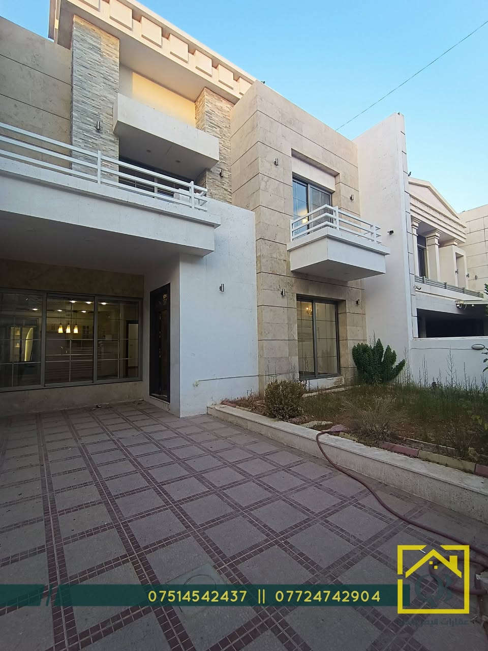 بيت مستعمل بسعر مناسب 
للبيع في منطقة 32 بارك 

🔹المساحة 250 متر مربع

تم بناء البيت تحت اشراف وتنفيذ مهندس 💥

يتكون البيت من:
▪️مدخل ملكي 
▪️غرفة استقبال الضيوف + صحيات
▪️2 صالة كبيرة داخلية 
▪️مطبخ حار وبارد
▪️4 غرف نوم 1 'ماستر سويت"

البيت بكوالتي عالي الجميع (سيراميك اسباني) ومزود بـ نظام الدكت  

.........
للحجز والاستفسار واتس اب : 

 ***********
 ***********

عقارات "قيصر بغداد" في اربيل

