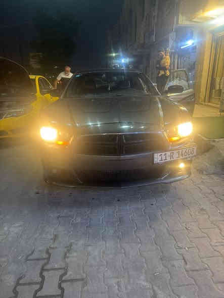 جارجر 14 اصل
RT 5700
مواصفات عادية 
شاشة جبيرة 
كير عصة
كامرة
كرسي كهرباء
تدفئة كراسي
حادثها من امريكا سرقة ٣ قطع امامية وباب السايق كلير وهنا بالعراق صار الباب خلف السائق مبدل بلاد والجاملغ راجع حار ومصبوغ قليل مثل ما موضع بالصور
نقصها س بطاله يرادلها
السعر ١٣٥ وبيها مجال
بغداد مدينة الصدر
***********
