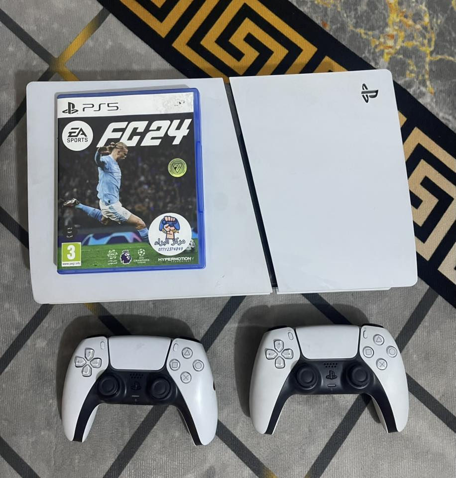 لي 5سلم للبيع استخدام قليل كلش الذاكرة 1تيرا جويستكات اصليه ثنين قرص فيفا السعر 750بغداد البلديات ***********
