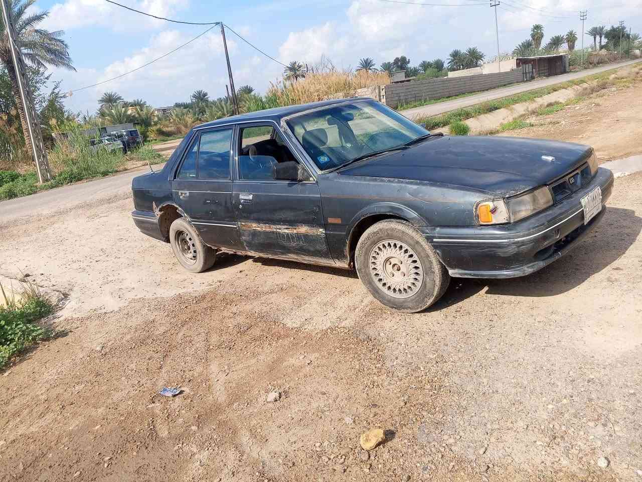 سلام عليكم 
سياره كابتل 
موديل 1993
محرك او كير نضيقات 
اكيد راح تسال وين مكان 
مكان التاجي باب أوال 
كامره ويه بكه 
مسجل بلتواث
اكيد راح تسال على رقمي

هو رقمي 
كورك
***********
اكيد راح دكوال ماعندي كورك 

اني راح انطيك رقمي. اسيا

***********
السعر 23بيها مجال
