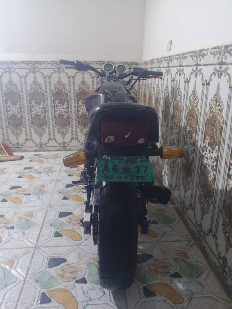 سلام عليكم سيبي فور جيل الأول 16ولف مكينه مفتوح دراجه نضافه ونصبه تخبل وراق ضايعه مسوي أوراق استنساخ واسويلك بيهه مكاتبه مكان ميسان الشراي الاتصال *********** بي واتساب
