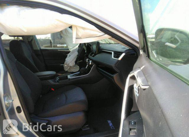 السلام عليكم راف فور 2022 بانزين السياره جديده مواصفاته كراسي كهرباء بصمه فتحه صندوق كهرباء بصمه أبواب بس بانزين السعر 215 الاستفسار *********** مكاني زبونه
