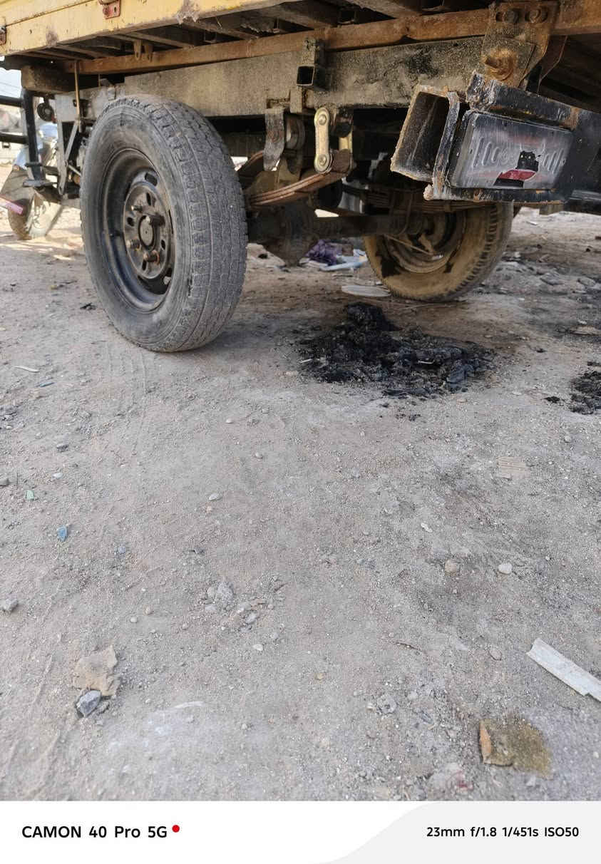 سلام عليكم ستوته للبيع اوراق مكاني بصره جزيره ستوته طاكه ركبتها صفحه وحده ملحومه باج قوي وبيها طك بشاصي وره هم ملحوم قوي ستوته خير من الله سعر 950 رقمي *********** لمو شراي لا يعلق تعليق مو حلو خلي يعبر المنشور تحياتي للجميع
