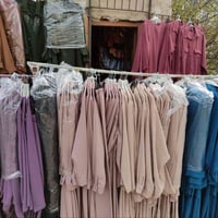 شروة محل نسائي • بضاعة مشكل • ٣٧٠٠ قطعة