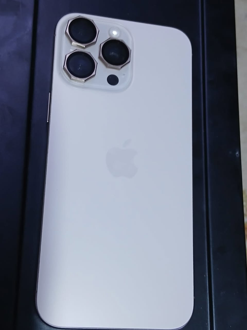 يا الله سلام عليكم ايفون 16 برو ماكس بطاريه 98 عدد دورات الشحن 251   جهاز ماستر  مكفول  افحص وين ما يعجبك  السعر تواصل عله ارقم ***********  بي وتساب
