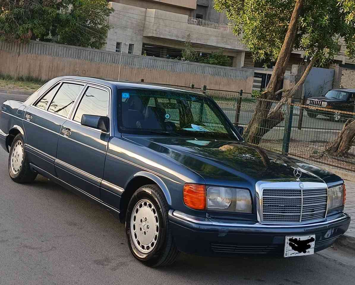 سلام عليكم  *********** للبيع او مراوس حسب القناعه سعر 58ورقه 
560اصل 
مارسيدس 1989 SEL560 باب طويل
شرط سياره مكفوله من الاخياس وضربه وصفاح موس وسيارة عدله وحلوه 

سيارة مكينه  8سلندر 5600 وكير مكفولات  رقم بغداد حلو مميز شرط تحويل 
صدر تخم تاير خير من الله  شراي يتصل .*********** بغداد, العراق
