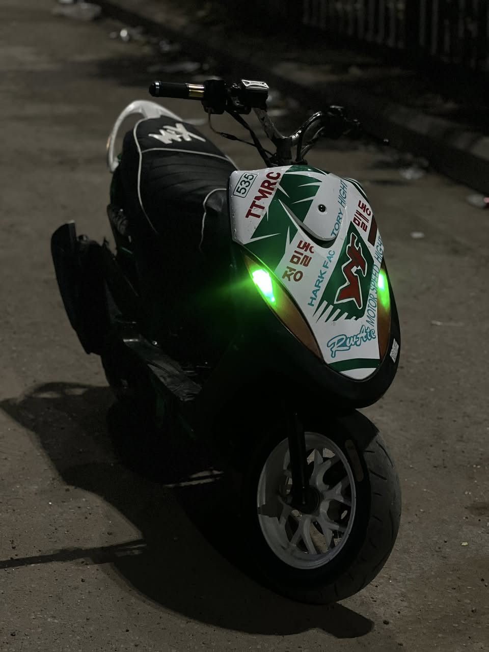 للبيع
***********
