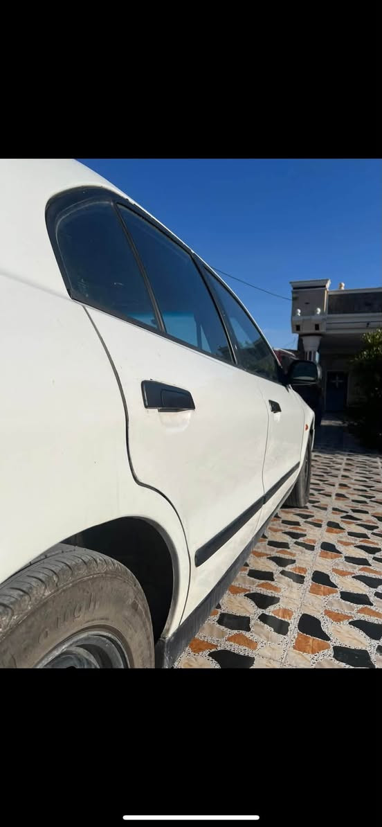 للبيع ميتسوبيشي گلنت موديل ١٩٩٩ رقم بغداد السيارة گير عادي وگير ومحرك خير من الله وتبريدها ثلج ما بيها اي نقص سيارة جاهزه سعرها ٣٤ ورقه وبيها مجال ***********

***********

