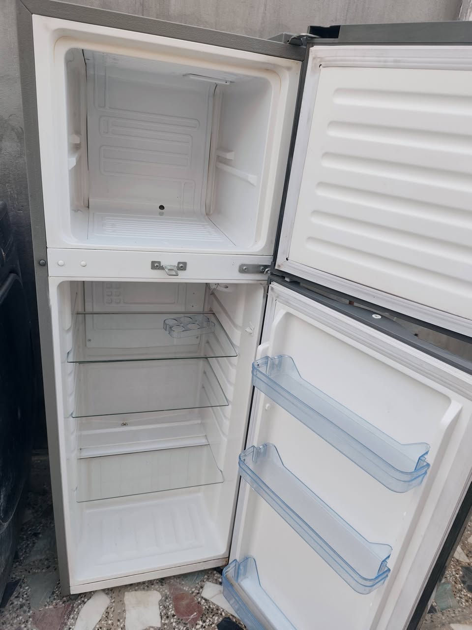 ثلاجة نظيفة جدا بس تتشغل وتفصل ابيع عاطلة سعر ٦٠ مكاني بغداد بوب الشام


**إذا كنت صاحب هذا الإعلان وتريد حذفه لأي سبب، رجاءا أرسل رسالة إلى الدعم الفني**