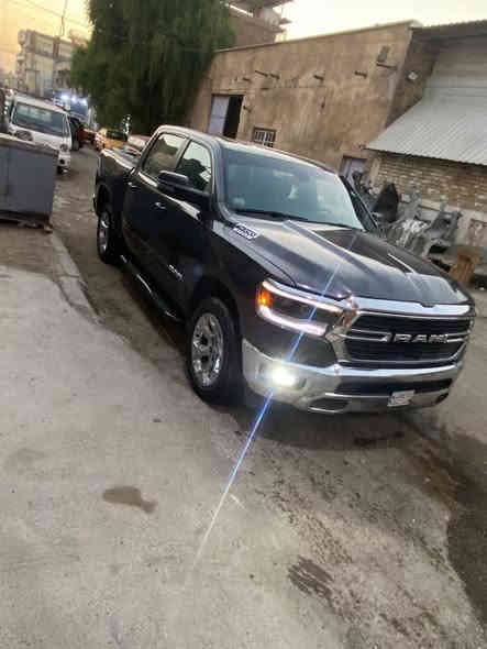 السلام عليكم، للبيع رام بك هورن محرك 6 سلندر ايتورك، فور ويل، ماشيه 4 الاف فقط باب خلفي طويل بدي قصير، بدون ايرباك، صبغ قبق الجنطه والجاملغ الخلفي والبنيد بدون دواخل ويل كب 20، تترقم بغداد وباقي المحافظات، السعر مرقمه كامله 28 الف دولار مكانها بغداد كراده مبايل *********** مع الشكر للجميع
