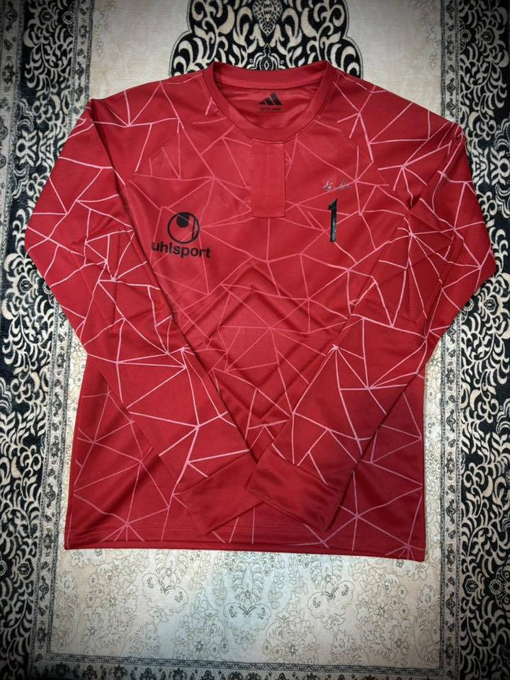 دريسات حراس مرمى بالة درجة اولى + متوفر اضافة اسفنج و تكبير حسب الطلب ، واتساب : ***********
