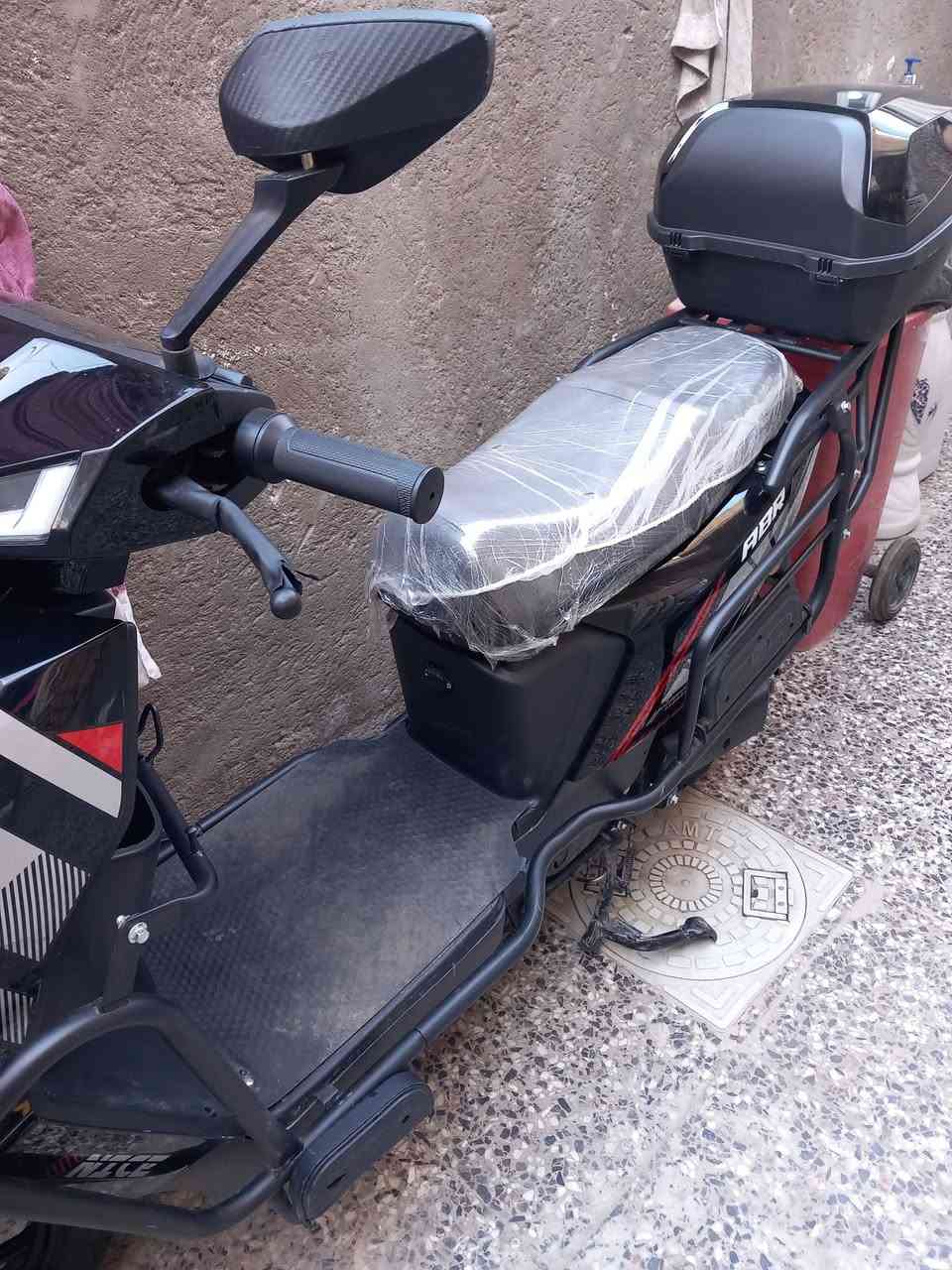 كفاله ب٦٥٠ وبيه مجال نازله قبل شهرين من معرظ مكاني بغداد حي اور
***********
