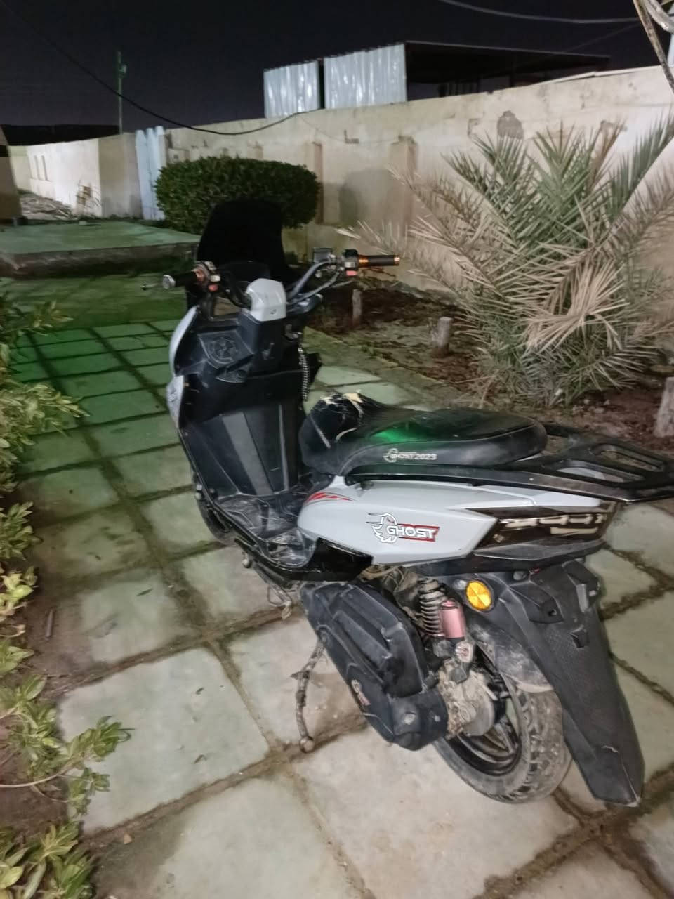 سلام عليكم دراجه سترونك 2023للبيع كهربائيات شغاله ما عدا الأشاير  ضوه عالي ناصي شغال مفتوحه نكره سلف فقط الصبح تأخير  السعر 350 الرقم ***********
