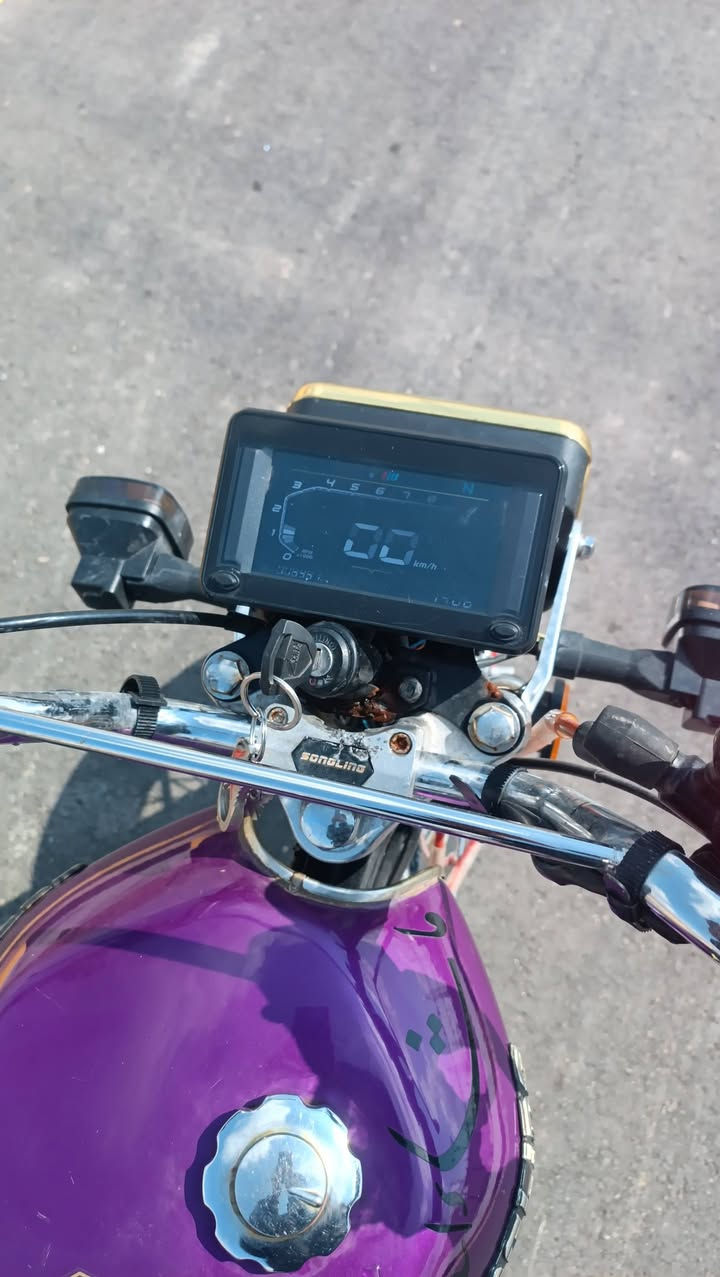 سلام عليكم لبيع دراجه تايكر موديل 25 دراجه مكفوله كهربائيات كلها شغاله اورق بغداد و السعر 700وبيها مجال 
***********
