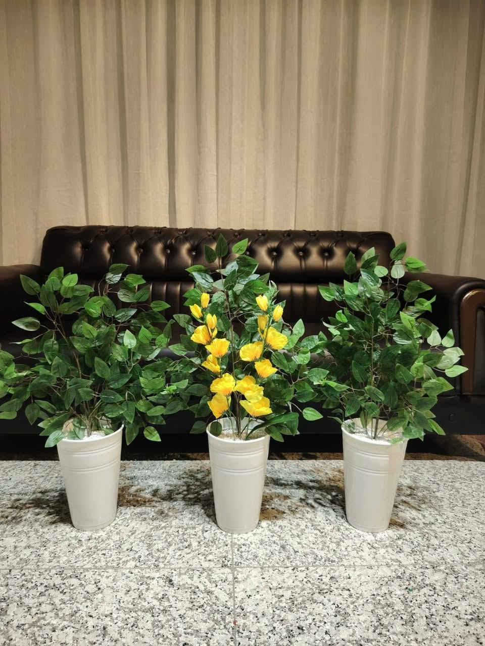 تخفيضات
سيت ثلاثي 15 وتوصيله مجاني 
للحجز والاستفسار يرجى مراسلتنا واتس ***********
