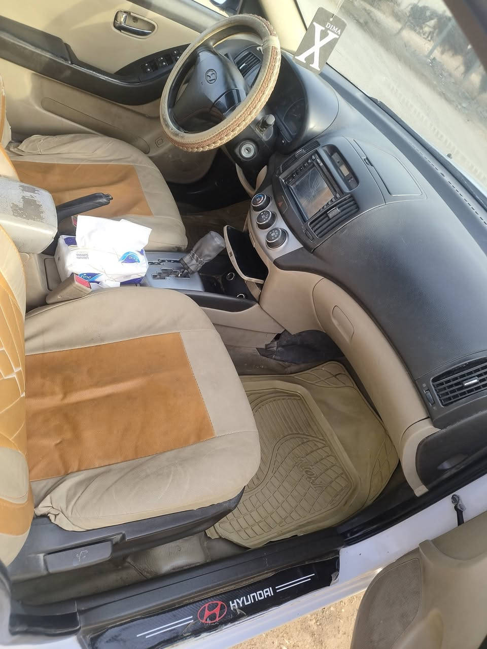 النترا 11خليجي بيها اربع قطع صبغ
رش بدون معجون گير مكينة مكفول وضع الشركة حدادية جديدة بدون نقص 
سنوية لل28  بيع او مراوس حسب القناعة 
السعر 88 وبيها مجال
العنوان بابل شارع 80 مقابل القبة الذهبية
الرقم ***********
