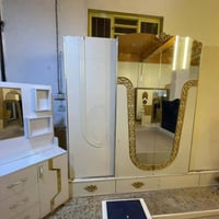 طقم غرفة نوم • ست قطع • قفلها