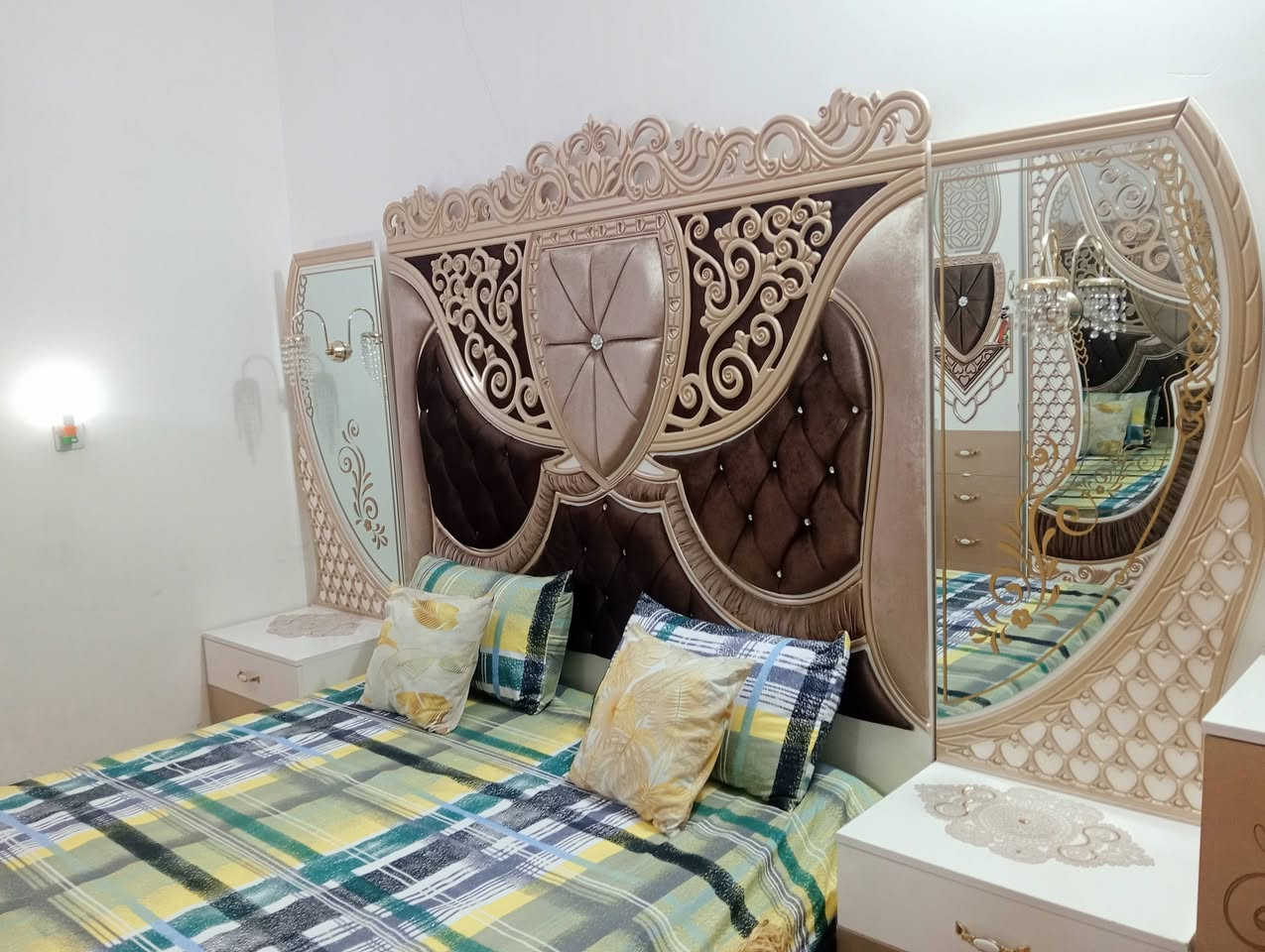 السلام عليكم
غرفة نوم تركي درجة اولى نضيفة كلش مكان الديوانية المركز السعر 850


**إذا كنت صاحب هذا الإعلان وتريد حذفه لأي سبب، رجاءا أرسل رسالة إلى الدعم الفني**