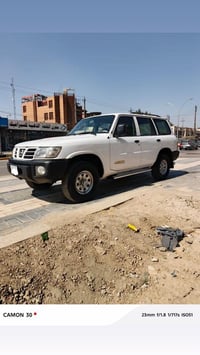 نيسان باترول 2002  بأسمي  ثاني يوم تحويل . السيارة گير ومحرك حيل نظيفا...