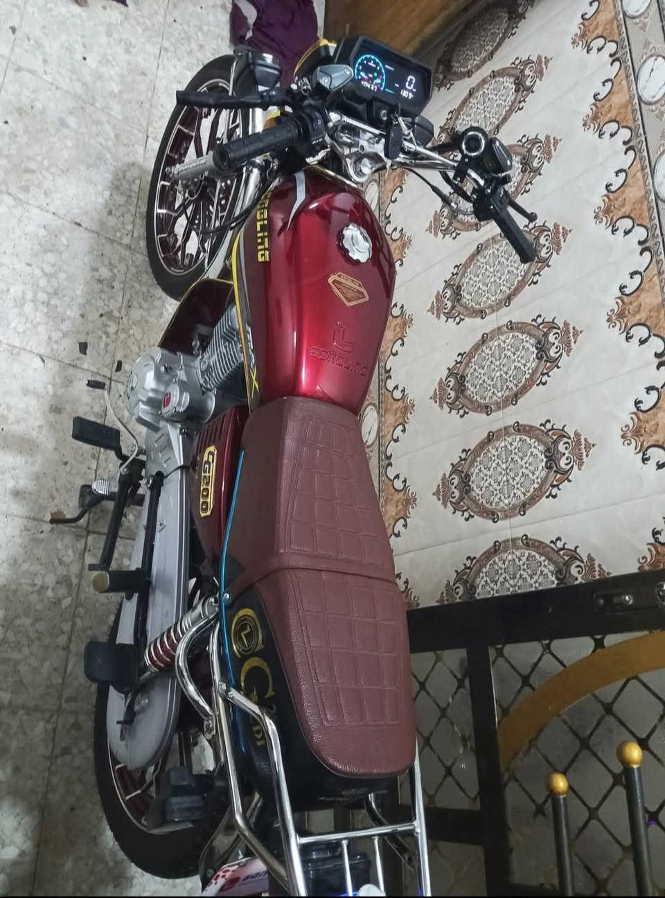 سلام عليكم دراجه سيفان 2025 تشغيل 🔛 عن بعد بصمه دراجه كلش حلوه سعر 750مكان دراجه قرب مجسر ثوره شراي اتصل‏‪0781 823 8299‬‏
