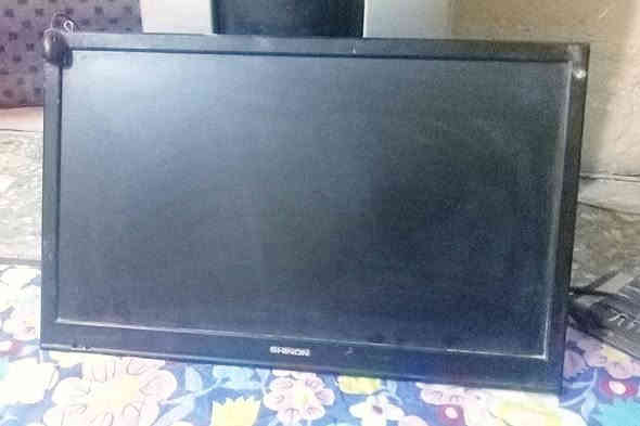 شاشات 24 وعندي تلفزيونات 
حله شارع 60 شارع الحسينيه 
رقم هاتف
***********
