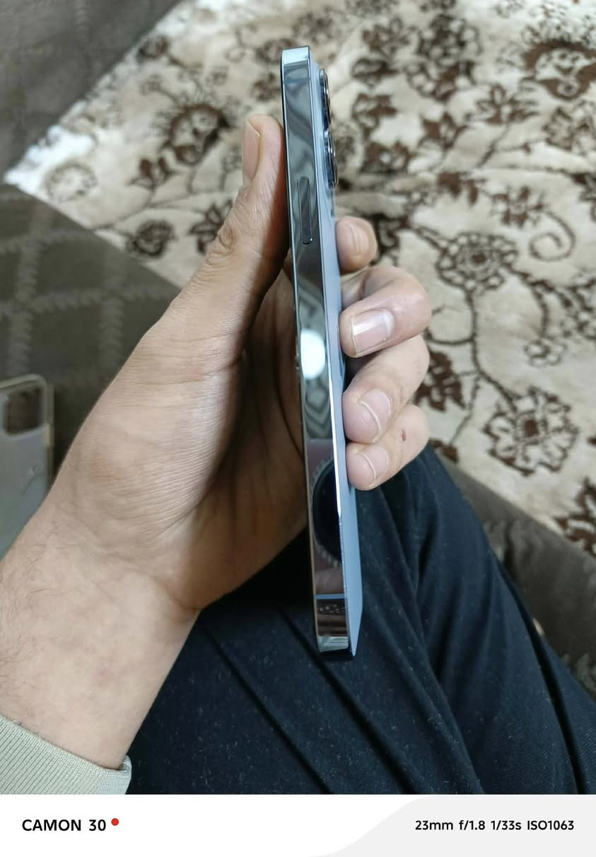 سلام وعليكم 📲 13 برو ماكس جهاز ما مبدل كلشي بي حيل نضيف باتري 80 ذاكره 256  تك سي السعر 650 رقم *********** ***********
