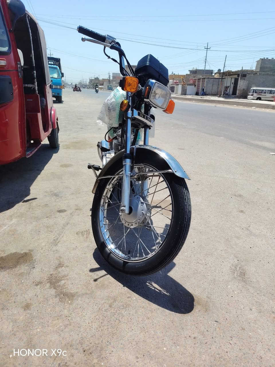 السلام عليكم دراجه إيراني ناما موديل ٢٥ للبيع السعر ٦٥٠وبيه مجال العنوان بغداد سبع اقصور رقم ***********
