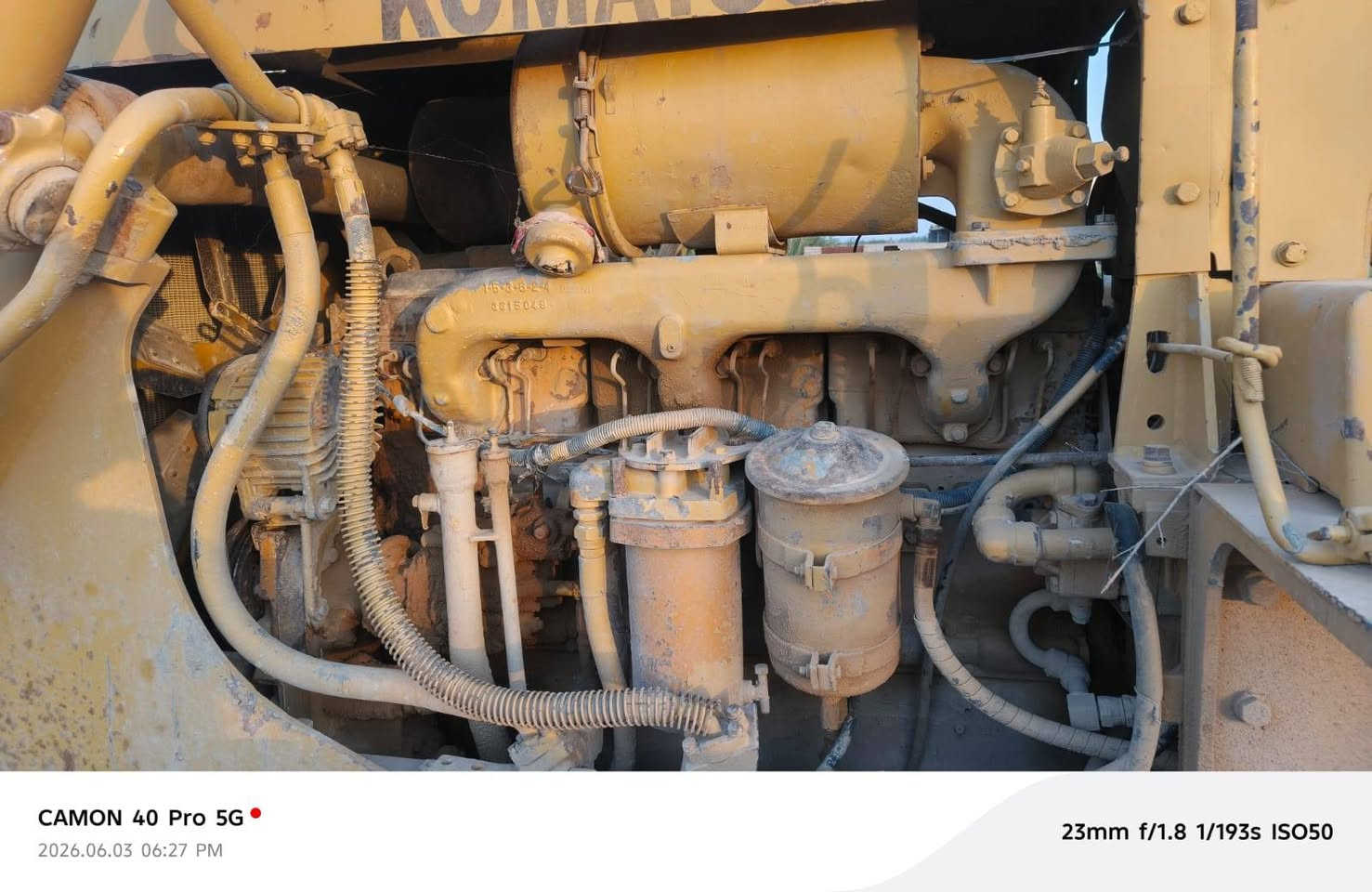 بلدوزر للبيع موديل 85جاهزه العمل كفاله عامه الاستفسار الرقم ***********
