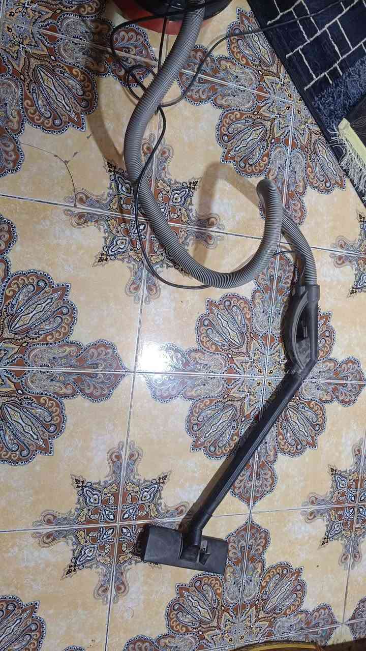 السلام عليكم اخوان الاعزاء عندي مكنسه كهربائية للبيع كلشي شغال ما ناقصه شي السعر 80الف بيه مجال بسيط تجي للبيت تفحص يلا استلم الفلوس


**إذا كنت صاحب هذا الإعلان وتريد حذفه لأي سبب، رجاءا أرسل رسالة إلى الدعم الفني**