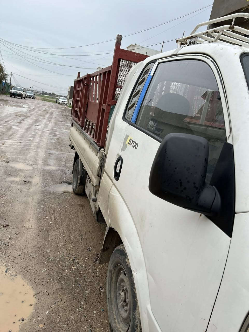 کیا مۆدێل2011
گێڕو مەکینەو  شانسی و ئەکسل بەشەرت 
چوار تایەی نوێ لەسەرە 
بەناو کردنی بەشەرتە 
هەزەوو سەنەوی بەسەر چووە  
مەکینە 2700 
چەمچەی خۆی لەگەڵە 
شوێن هەولێر 
ڕەقەم مۆبایل ***********
