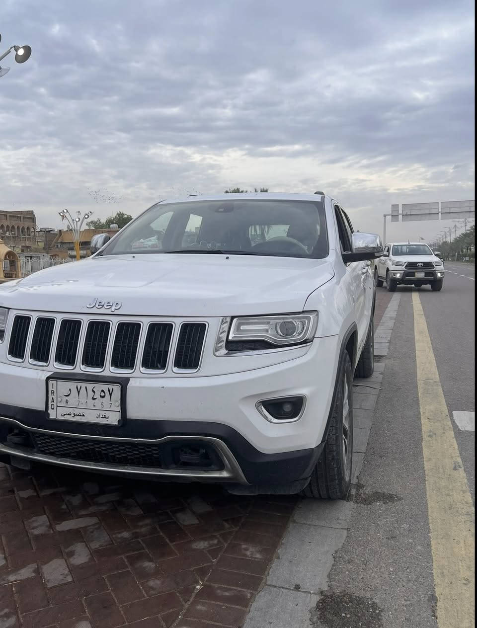 للبيع فقط
جيب كراند شيروكي 

*لاريدو  2014 خليجي 

مواصفات الاريدو معروفه

سياره مكفوله من الضربه

سعر 245 ورقه 

مكاني بغداد البلديات 

 الاستفسار :    ***********
