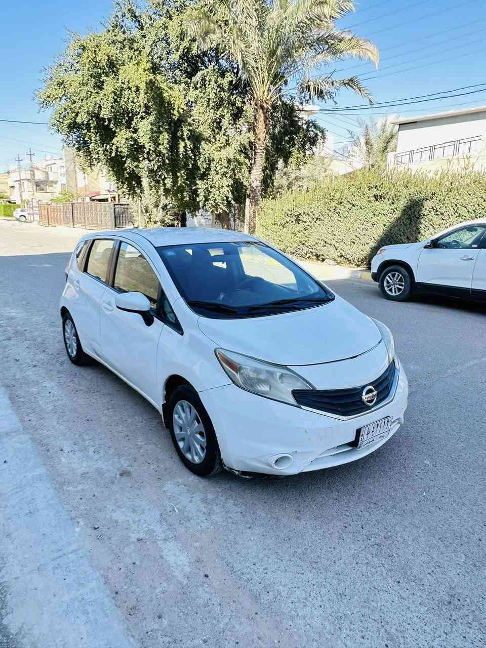 للبيع نيسان فيرسه 2016
كير اوتوماتيك 
محرك 1800 مكفول 
ABS بريك
عدادات دجتال
شاشه كبيره اندرويد مع كامره خلفيه 
تحكم ستيرن جهتين 
ماشيه 44 حقيقي 
داخل نظيف جداً 
جمييع الأيرباكات سليمه 
تبريد ممتاز 
تدفئه ممتازه 
تخم تاير جديد 
باتري جديد 
صبغ قطعتين فقط من امريكا 
بدون ضرر داخلي نهائيًا 
السعر 85 ورقه 
مكاني الغزاليه 
***********
