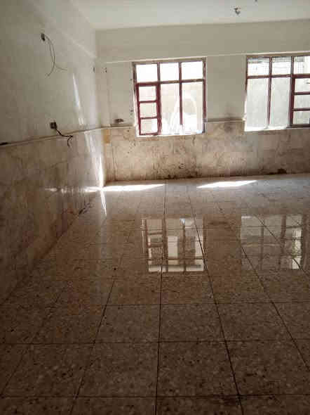 السلام عليك اني خلفه سيراميك جدران ورضيه بايات درج مرمر بورسلين ***********
***********شغل درجة اولى ستلام مهندس
