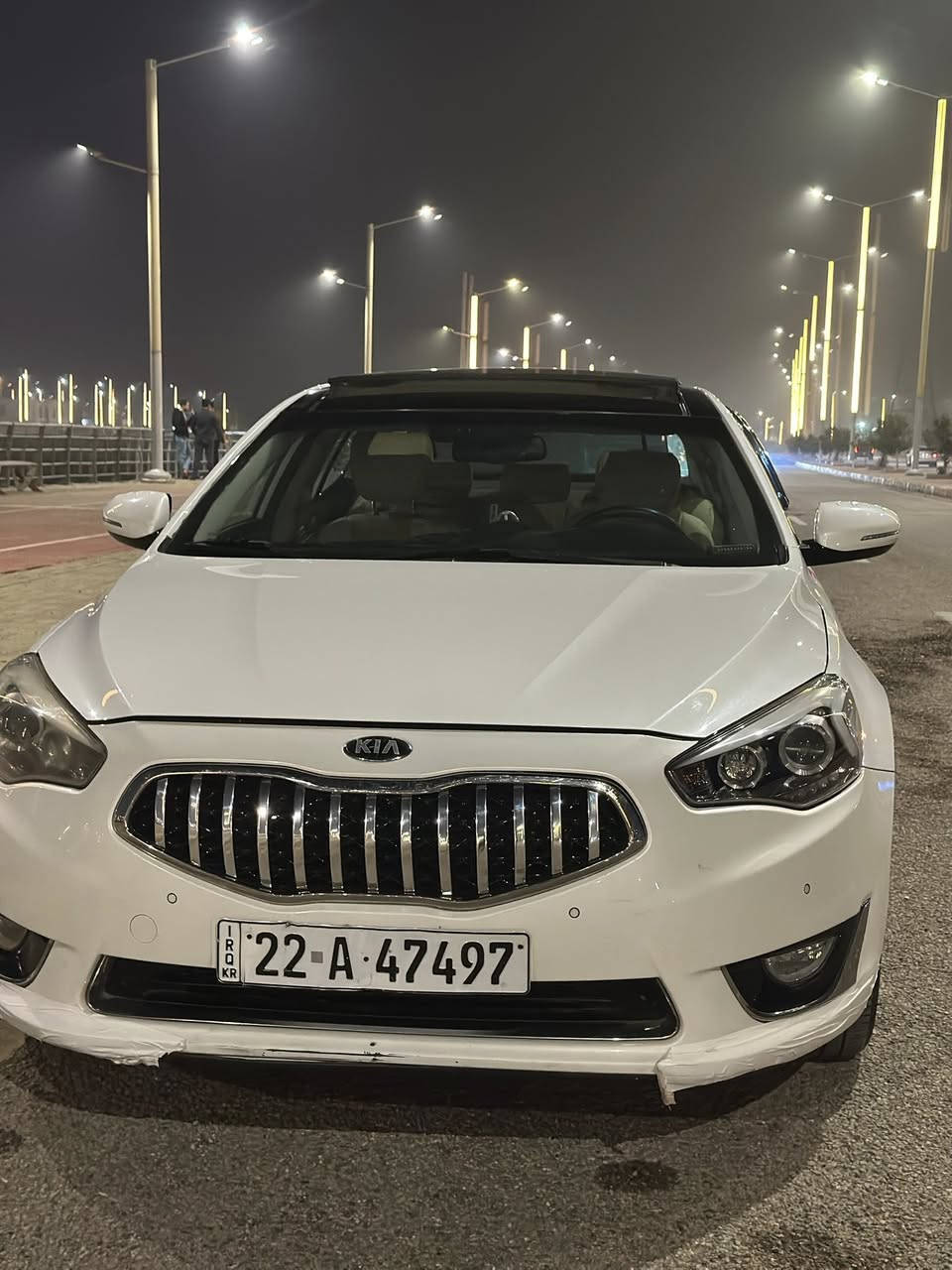 مباع 🕹️🕹️🕹️🕹️🕹️🕹️
للبيع كيا كادنزا 2014 خليجي VIP — أعلى فئة (1/1)
رقم اربيل
المواصفات:
 • محرك V6 سعة 3500 cc قوي وناعم
 • تشغيل بصمة + بصمة أبواب
 • فتحة بانوراما
 • كشنات جلد بيضاء فاخرة مع تدفئة وتبريد
 • تحكم كهربائي بالكشنات الأمامية
 • نظام تبريد مزدوج + تبريد بيانو
 • نظام إنارة مميز: زينون + لد أمامي
 • ستارة خلفية كهربائية
 • شاشة وكاميرا خلفية + حساسات رجوع
 • جنط 20 إنش أصلي
 • كشن خزن
 • مريّات كهربائية قابلة للطي مع إشارة
 • تحكم كامل من الستيرن

—————————————————-
السعر 140 وبيها مجال

***********
