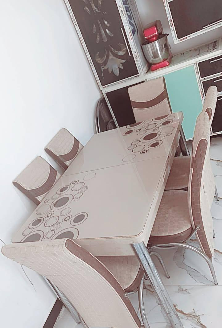 بيع مستعجل الجرابي جدد وميز طعام جديد ول كاونتر ستعمال قليل ***********
