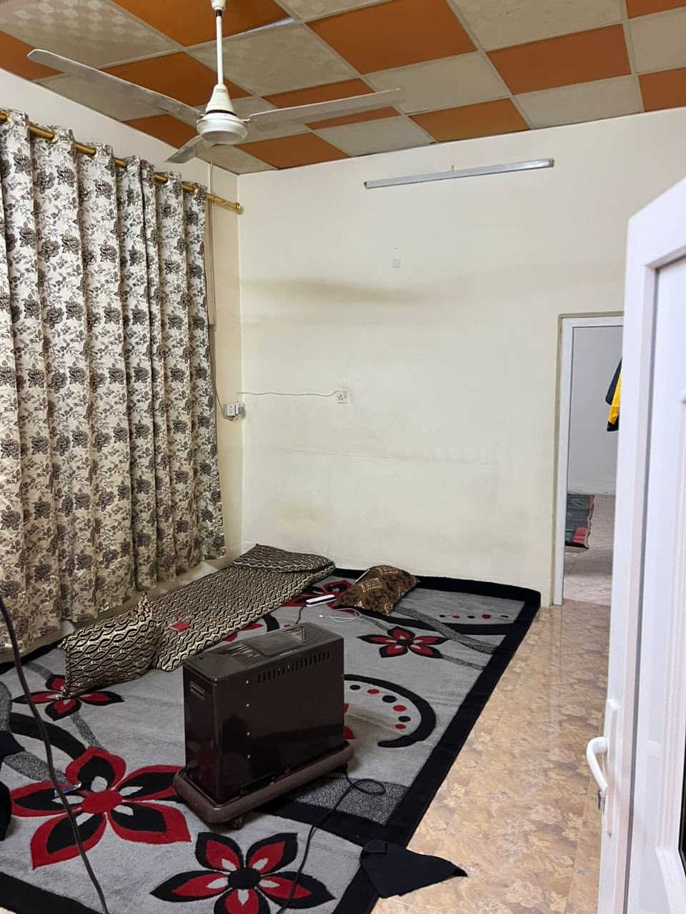 دار طابو ملك صرف للبيع  مساحة ١٠٠ م  
كركوك 👉 قادسية اولى خلف السوق قريب من ترافيك ابو خطاب 
السعر 📌 ٧١ مليون
للاستفسار ***********
