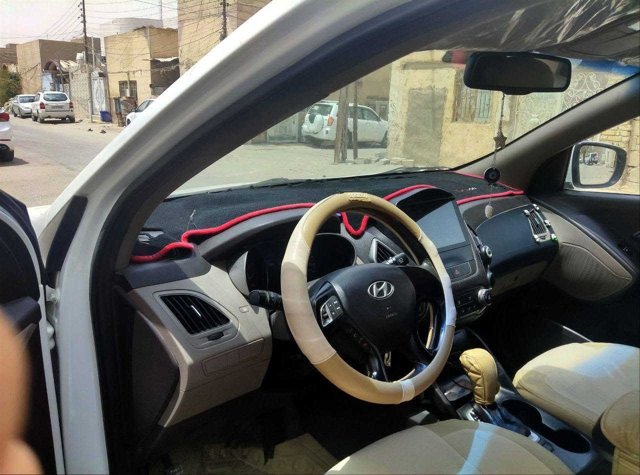 🚘 هيونداي توسان 2014 للبيع
✅ المحرك، الكير مكفول
✅ التبريد شغال ثلج
✅ السيارة جاهزة للاستخدام ومتعبك ولا تحتاج أي مصروف، فقط بنزين وانطلق
🔹 الملاحظات:
صبغ في البنيد للجمالية بسبب خسفة بسيطة (حوالي شبر)وجراج باللون بدون ضربة.
شخط في البجام الخلفي والباب الخلفي.
باقي السيارة مكفولة من الضربات.
📍 الممشى: 147 ألف كم 📍 السيارة باسمي (مشروع وطني) والتحويل خلال يوم واحد.
💰 السعر:  ( 145 ورقة)
📍 الموقع: النجف / مجمع الأميرات الثاني
للاستفسار مراسلة الصفحة أو الاتصال: 📞 ***********.
