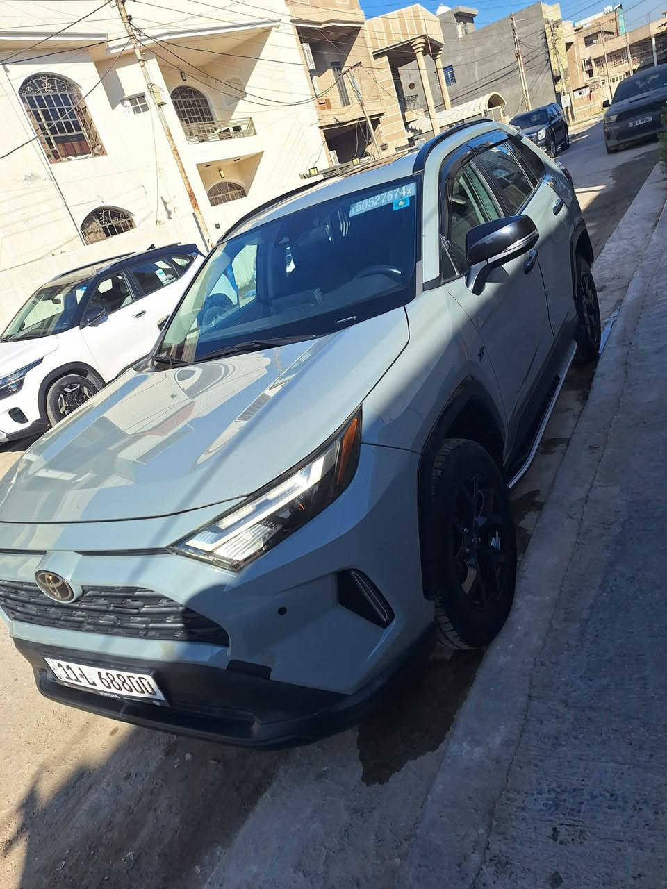 سيارة رف فور موديل23 لون مميز ورقم مميز السيارة كلين فيها موصفات كثير لا استطيع ذكرها مكان السيارة بغداد السيارة باسمي رقمها حديث بغداد الاتصال على.   ***********
