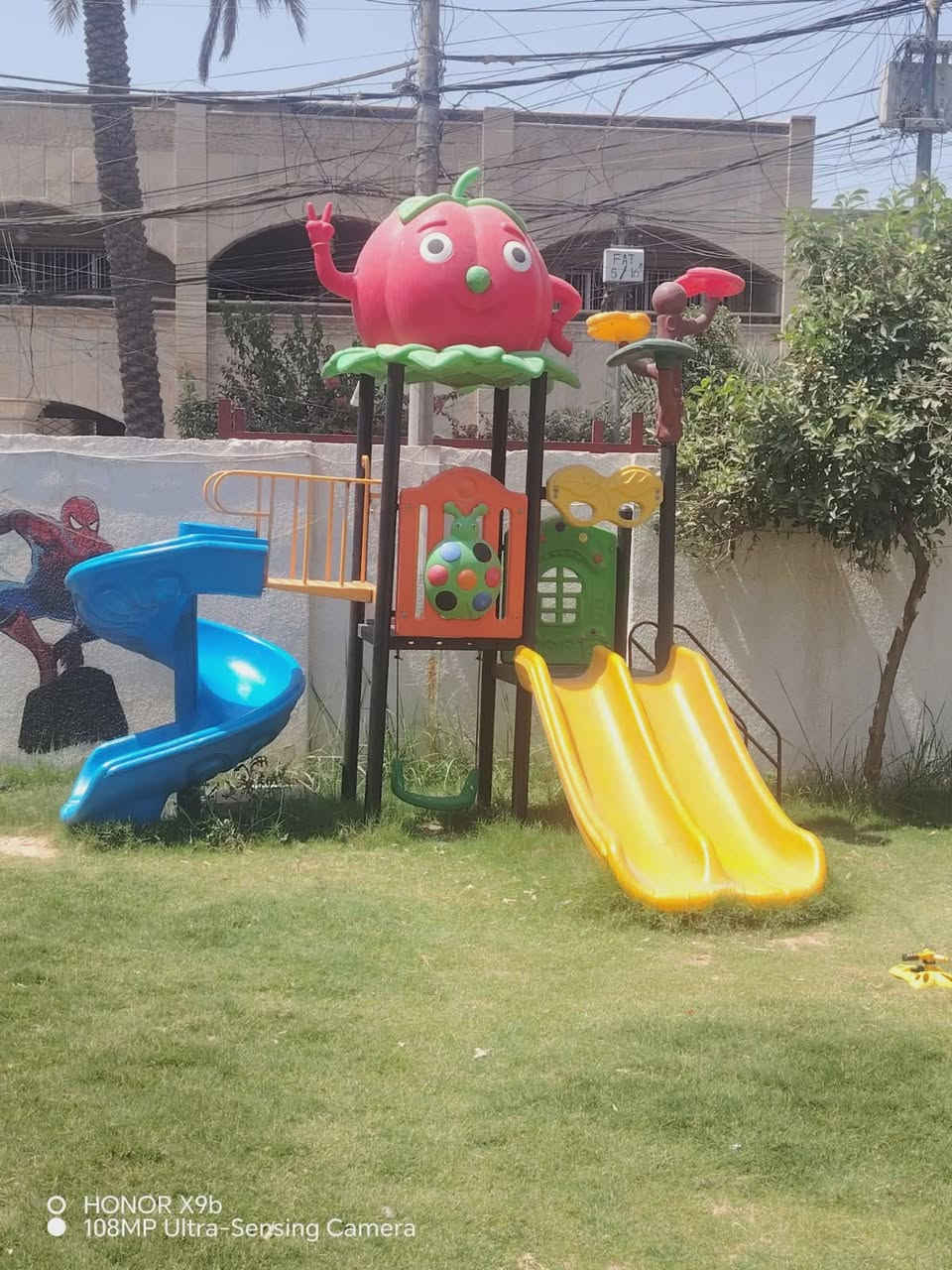 : الصغيره ب١٠٠
: الكبيره مليون ونص
: طولها ٣ متر وعرض مترين ونص
: بيها كتلوك وضمان
: صيانه


**إذا كنت صاحب هذا الإعلان وتريد حذفه لأي سبب، رجاءا أرسل رسالة إلى الدعم الفني**
