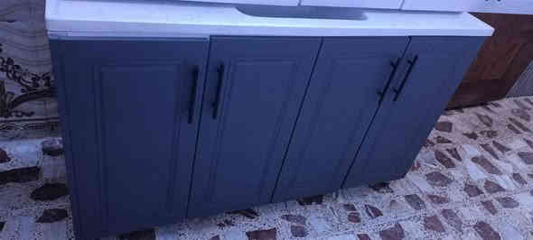 السلام عليكم كاونتر للبيع جديد بالجيس غير مستعمل نبيعه بسعر المستعمل لضيق المكان قياس ٣ أمتار تعليك وتحضير وسنك متر ونص الداخل بلوك المنيوم والخارج hdf وسطح الكاونتر سنك وتحضير مرمر عنوان بغداد مدينه الصدر للاستفسار الاتصال على الرقم ***********
