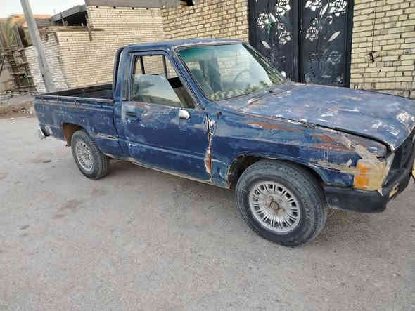 سلام عليكم بيكم مديل 85 سياره بلاديه رقم ثيقار رقم صفر تريد تحويل تريد وكاله السعر 20 وبيه مجال قير متواجد عله الفيس ***********
