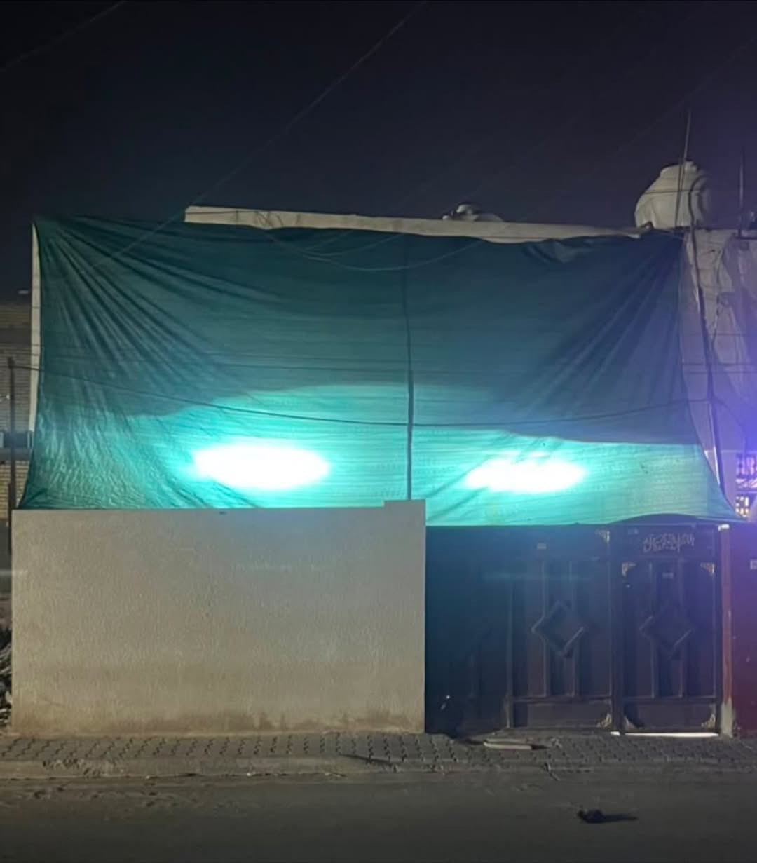 بيت مساحة ١٠٠م .. طابقين .. استقبال مع 2 غرف نوم .. موقعه على الشارع .. الدوانم خلف السكة في بداية شارع ابو دراج مع خط مولد مجاني 

للاستفسار
 ***********/***********
