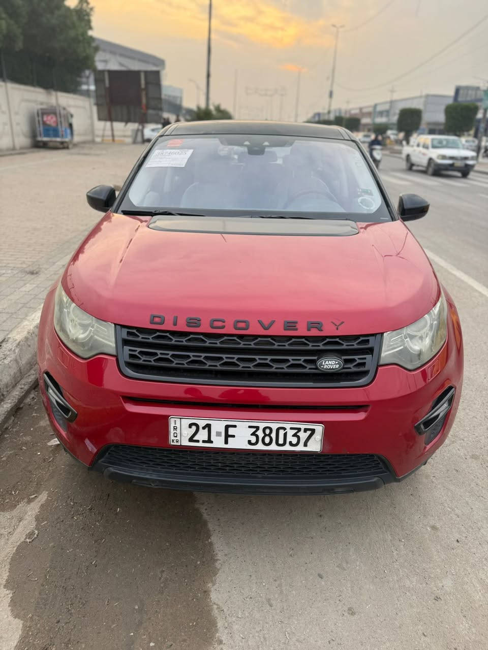 رانج روفر ديسكفري 
موديل 2016
محرك 4 سلندر توربو
قمارة بانوراما
رقم شمالي – مواصفات
بصمة
أربعة أبواب
كشنات كهرباء
المحرك بلادي ممفتوح
إطارات جديدة
حدادية ممتازة جدًا
السيارة بلادية، لا صبغ ولا تبديل
التحويل مباشر

السعر: 160 ورقة، وبيّه مجال للشراي

العنوان: شارع فلسطين – حي المهندسين
موبايل: ***********
