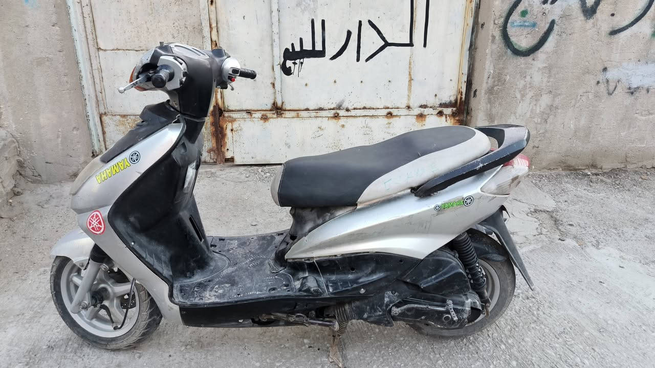 سلام عليكم
دراجة سكنس نثيه ياباني كهربائية ستاند كهربائي شغاله كلهن المكينه مفتوحة بس الدراجه نضيفه الكفرات بلادي 

.

سعر. 300 وبيها مجال 🤍

. 

العنوان.  بغداد مدينة الصدر 

. 

***********
