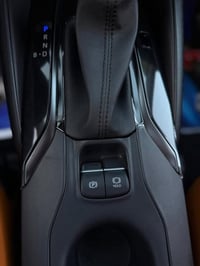 ١٨٠٠ هايبرد • قيادة ذاتية • رقم بغداد