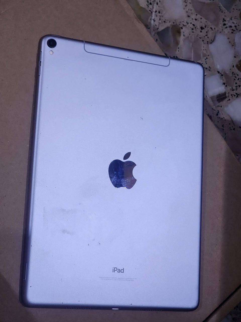 ايبادات جملة ومفرد برو10.5 جهاز راقي بدون اي لاك 120هرتز 60فريم اربع سماعات استريو للتواصل***********
