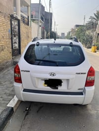 توسان 2010وكاله الكاصد خليجي.  مكينه 2400 فور ويل          بسمنا بيها ...