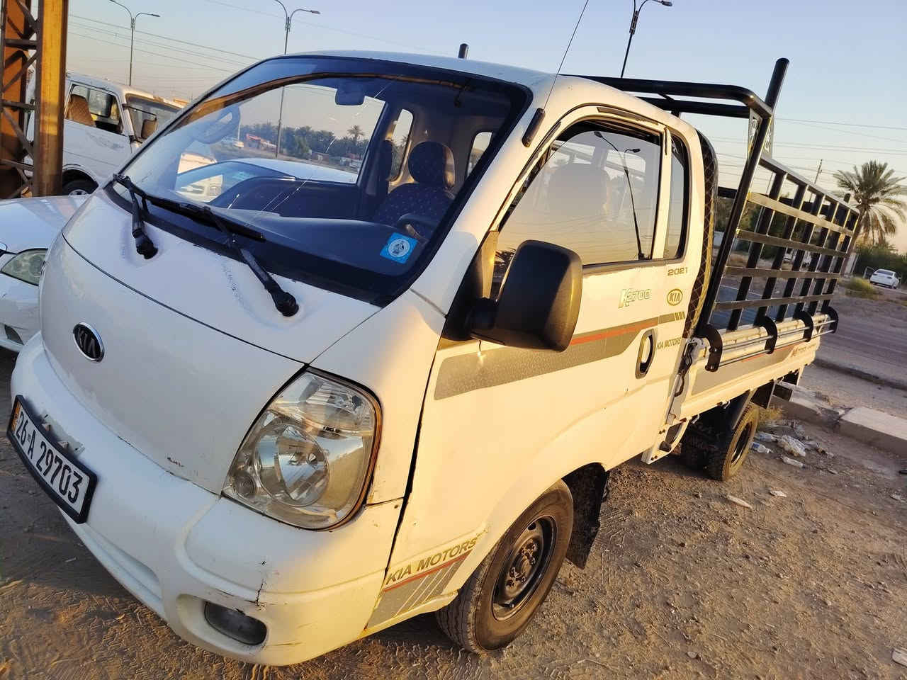 السلام عليكم مكلف بالنشر كيا حمل موديل ٢٠١٢ الرقم مشروع وطني صلاح الدين باسمي نظيفه كلش الكير والمحرك  كفاله صدر شواصي تايرات كفاله مكان السياره بغداد الدوره للاستفسار صاحب السياره ***********
